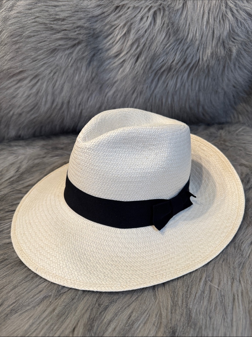 Cuyana Classic Straw Fedora with Black Band